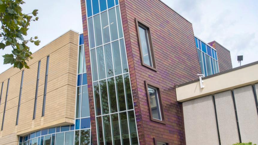 Data Publication 2 (publishing to data repositories and creating R packages)